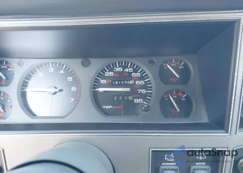 1989 Jeep Cherokee Laredo из США, поврежденный, VIN 1J4FJ58L5KL598813